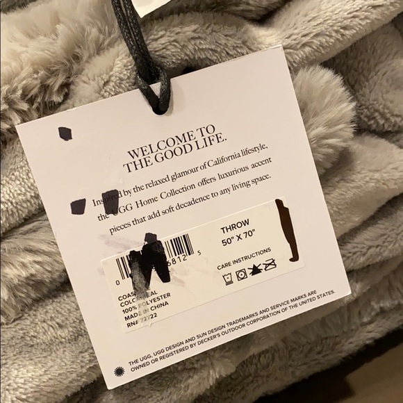 UGG Bedding Ugg Nwt Coastline Plush Throw Blanket Poshmark